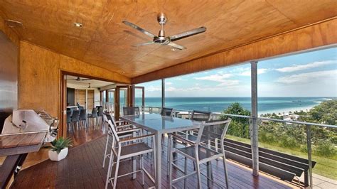 tangalooma hilltop haven - luxury beach house  Ohana Beach House offers accommodations in Tangalooma, a 13-minute walk from Tangalooma Beach