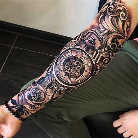 tattoo masculina braço  É um tipo de tatuagem diferente no antebraço que tem igualmente uma grande capacidade de criatividade