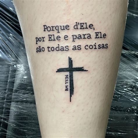 tatuagem com frases bíblicas  Minha força e vitória é Jesus