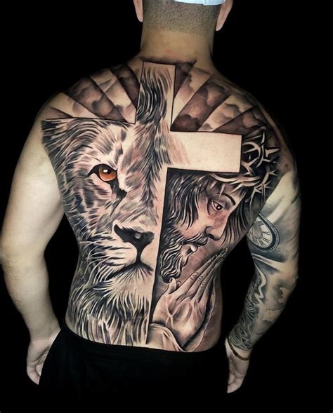 tatuagem nas costas masculina  Tatuagem No Peito