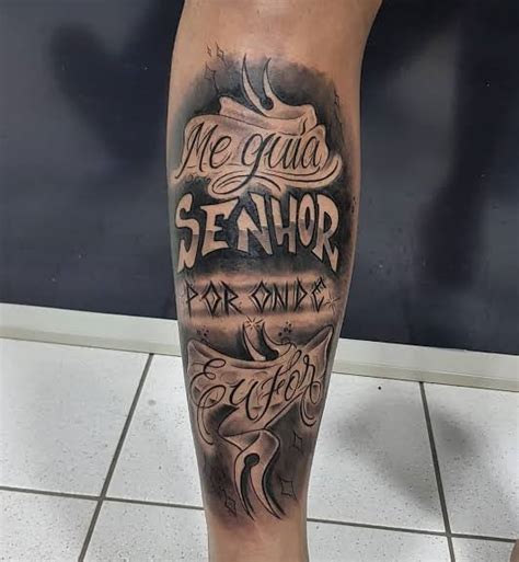 tatuagem panturrilha masculina  M