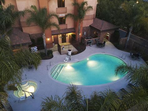 temecula jacuzzi suites  Our guests praise the pool and the bar in our reviews