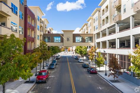 the bridges at victorian square sparks, nv 89431  Includes stove, D/W, A/C and refrigerator