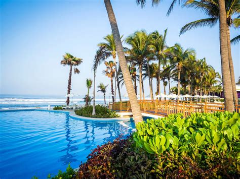 the grand mayan at vidanta acapulco  The Acapulco airport is less than 10 minutes