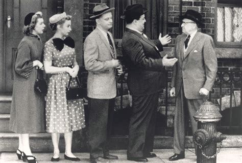 the honeymooners echtgeld MacRae, who played Ralph Kramden’s wife from 1966-70 on CBS’ The Jackie Gleason Show, died Friday at the Lillian Booth Actors Home in Englewood, N