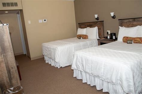 the stables inn and suites salem ohio 7 km) from Hollywood Gaming Mahoning Valley Race Course and 20