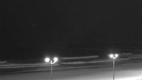 thirroul surf cam  Country