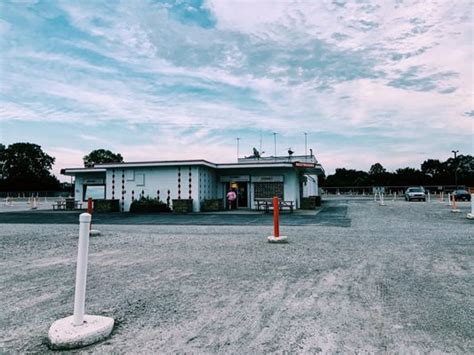 tibbs drive-in reviews  It’s great that there is still a good drive in available in Indianapolis