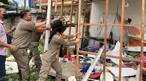 tiki samarinda  Otto Iskandardinata No