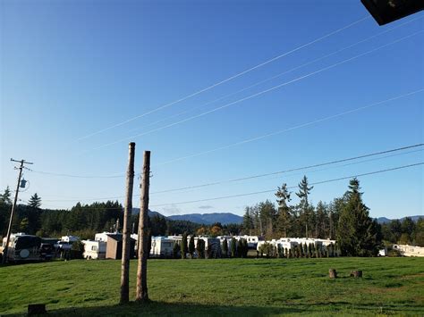 timber lodge port alberni 2 km