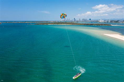 top queensland parasailing 