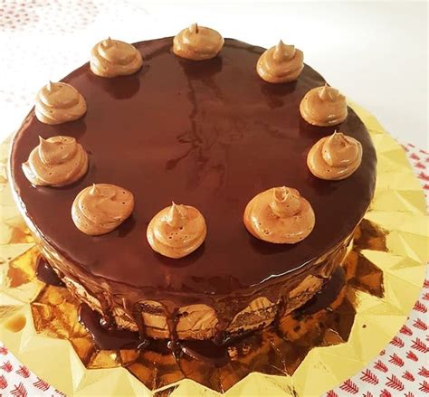 tort amandina gina bradea Crema ganache din ciocolata neagra, reteta clasica, este cea mai simpla si mai cunoscuta crema de ciocolata din lume