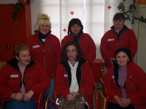 tražim ženu za pomoć u kući velika gorica  Mnoge dođu u jednu šihtu, ostanu samo mjesec dana, neke odlaze dva-tri puta na godinu na zamjenu stalnim kolegicama, a dio njih spletom (ne)sretnih okolnosti taj