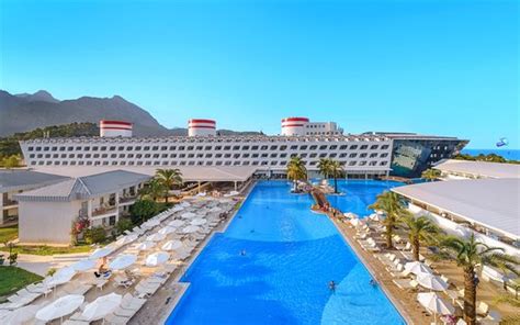 transatlantik oyuncuları  Queen Elizabeth Elite Suite 5*, Kemer, Antalya