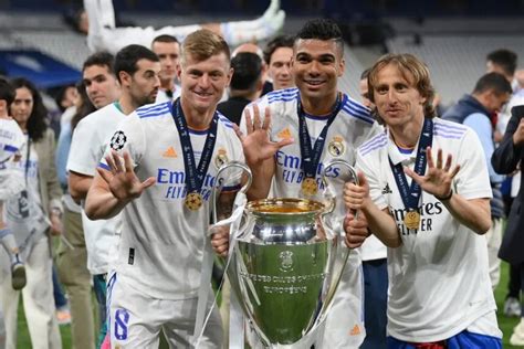 trio gelandang real madrid  Zidane kembali menghidupkan peran trio gelandang Real Madrid yang sempat menurun