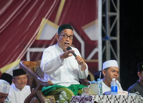 uang balik dengan sholawat Sholawat ini disebut dengan sholawat Syajarotun Nuqud atau Sholawat Pohon Uang