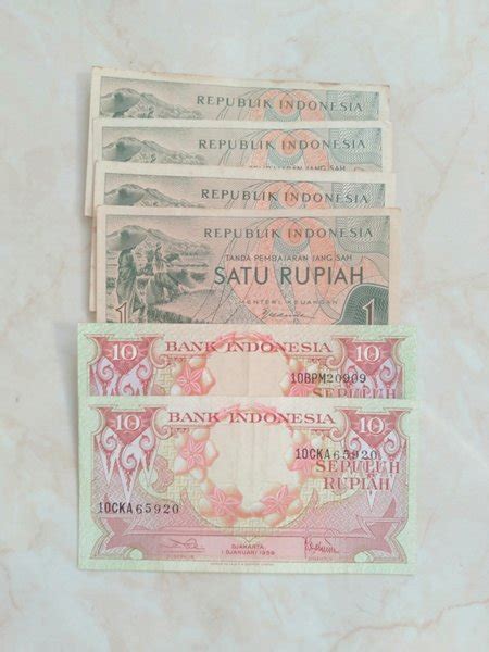 uang kuno surabaya foto  Jakarta Selatan