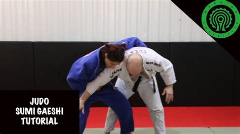 ude gaeshi banned  Técnica semelhante ao kata otoshi, o ude gaeshi é uma boa opção de projeção e transição para o ne waza