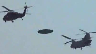 ufo escorted by helicopters 18K views, 397 likes, 4 loves, 14 comments, 284 shares, Facebook Watch Videos from Omega Ovnis Ufos: Helicópteros escoltan OVNI en Rússia UFO escorted by