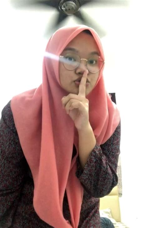 urmomnerdy twitter RT @candysagah: Urmomnerdy Viral Malay Hijab 💦 FILE ZIP ©️ JOIN VVIP ©️ JOIN GRUB ©️