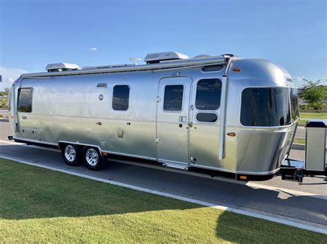 used airstream classic  Global 'streaming (4 Viewing) International Airstreamers