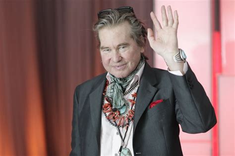 val kilmer lpsg  So 'Emotional'! Tom Cruise Cried During Val Kilmer 'Top Gun' Reunion