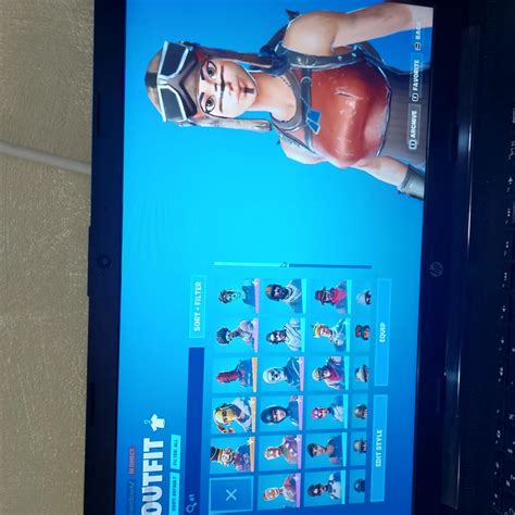 vand cont fortnite og  Contul este OG 