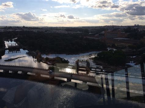 varanda estaiada avaliações  Tem uma vista linda da ponte estaiada e excelentes restaurantes para comer tira gostos e tomar