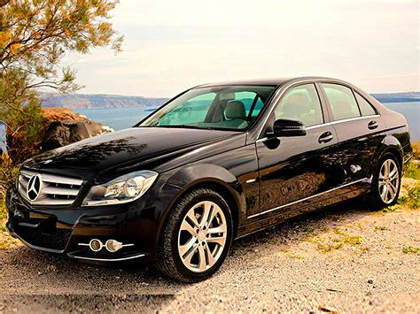 vazeos limousine tours  We provide first-class, quality, knowledgeable, relaxed, and friendly driver service