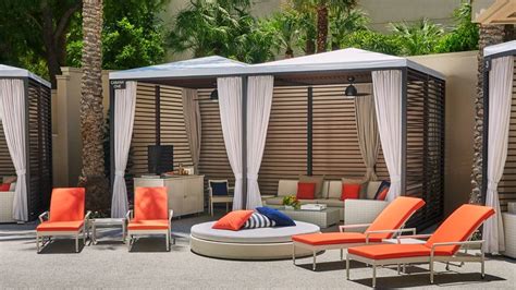 vegas pool cabana prices Continue reading to see bottle service prices, view the menu and learn how table service works at Encore Beach Club in Las Vegas
