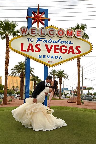 vegas wedding travel packages Do your wedding or vow renewal right with a ceremony at The Little Vegas Chapel