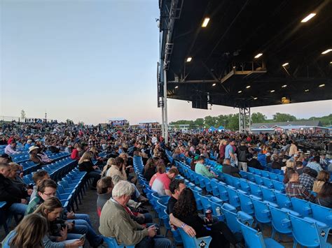 verizon wireless amphitheater st louis The GA section is all unassigned seating