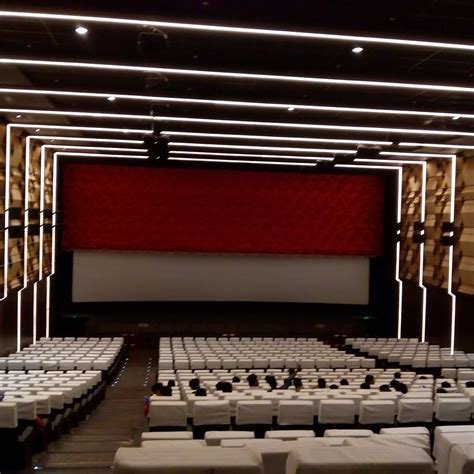 vetri cinemas tiruchengode  The theatre offers an unmatched movie experience with a large 70 mm screen with Sony 4k projection