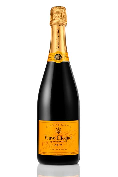 vieve clicquot 95% of the Veuve Clicquot vines are classified as Grands or Premiers CrusWhile the latter only represents a quarter of the total surface of vines in the entirety of the Champagne region