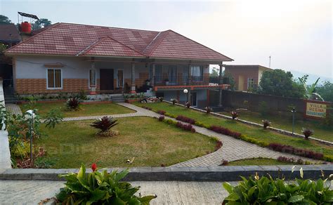 villa regina bougenville  VILLA REGINA BOUGENVILLE pesona alam suasana kabut tebal di curug cilember puncak bogor indonesia