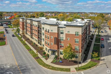 village lofts cedar rapids <strong>Market Rate Units have an application fee of $36</strong>
