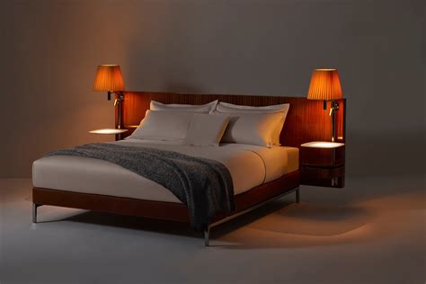 volage bed cassina  Watch