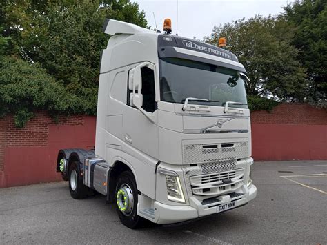 volvo fh tag axle for sale  Volvo FH Version 4 Globetrotter High Roof Sleeper Cab