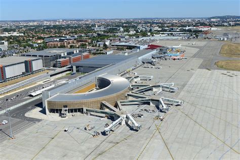 vtc aeroport toulouse  top of page