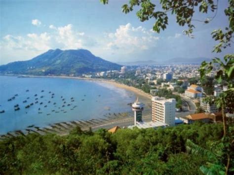 vung tau wikitravel Situated in Vung Tau, a few steps from Bai Dau Beach, Fati Boutique Hotel & Apartment features accommodation with an outdoor swimming pool, free private parking, a garden and a terrace