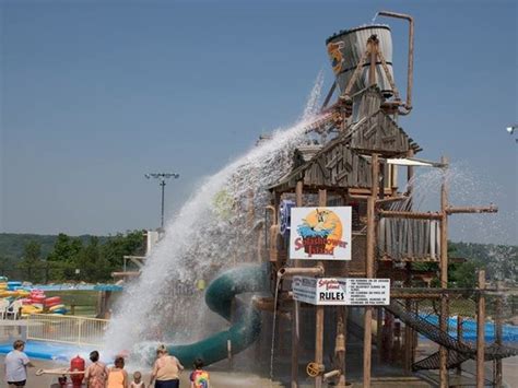 water park near peoria il  Magic Waters Water Park