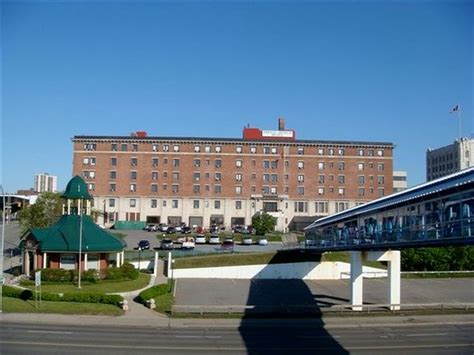 waterfront hotel rooms thunder bay ontario  (807) 344-1542