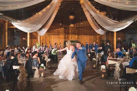 wedding venues tulsa ok POSTOAK Lodge & Retreat is known for its rustic elegance