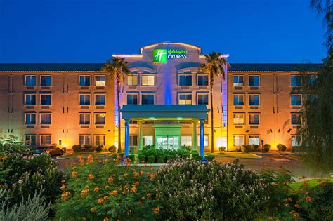 woodspring suites phoenix peoria  *The average difference in price between the weekly rate plan (SBASE2) for stays of 7 – 13 nights and the daily rate plan (SBASE1) for stays of 1 – 6 nights is 34%