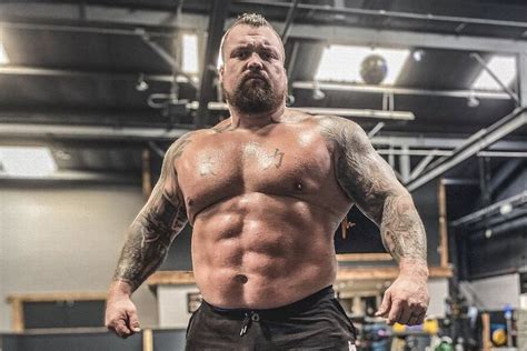 world's strongest man 2 pounds) and total (475 kilograms, or 1,045 pounds) way back in 1988—an eon in weightlifting years—and these records still stand today