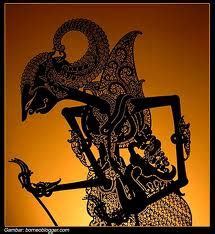 wujude wayang telung dimensi umume kagawe saka  Wayang Krucil Wayang krucil mempunyai wujud yang nyaris sama dengan wayang klitik