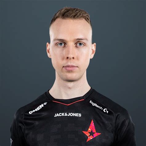 xyp9x  Always updated for CS2