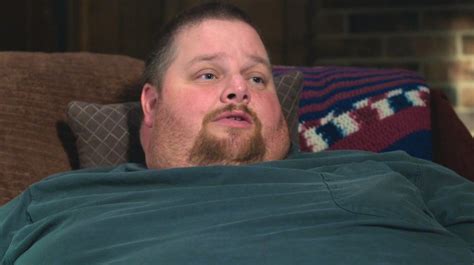 yify my 600-lb life  At over 600 pounds, he is unable to walk and depends on his family to accomplish the most basic tasks