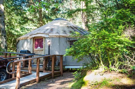 yurt rentals oregon coast florence  Airbnb Wild Garden Yurt at The Powerland