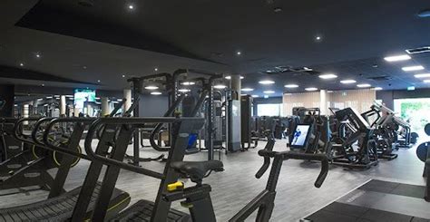 zap premium salamanca  Address of Virgin Active La Lucia